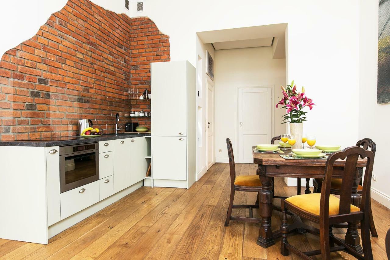 Old Town Brigue Apartment By Otium Krakow Bagian luar foto