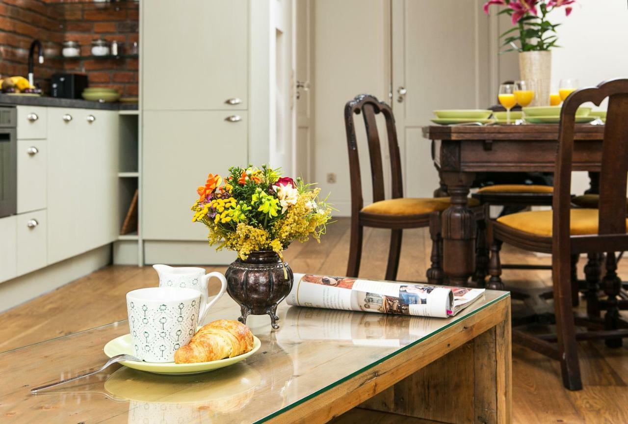 Old Town Brigue Apartment By Otium Krakow Bagian luar foto